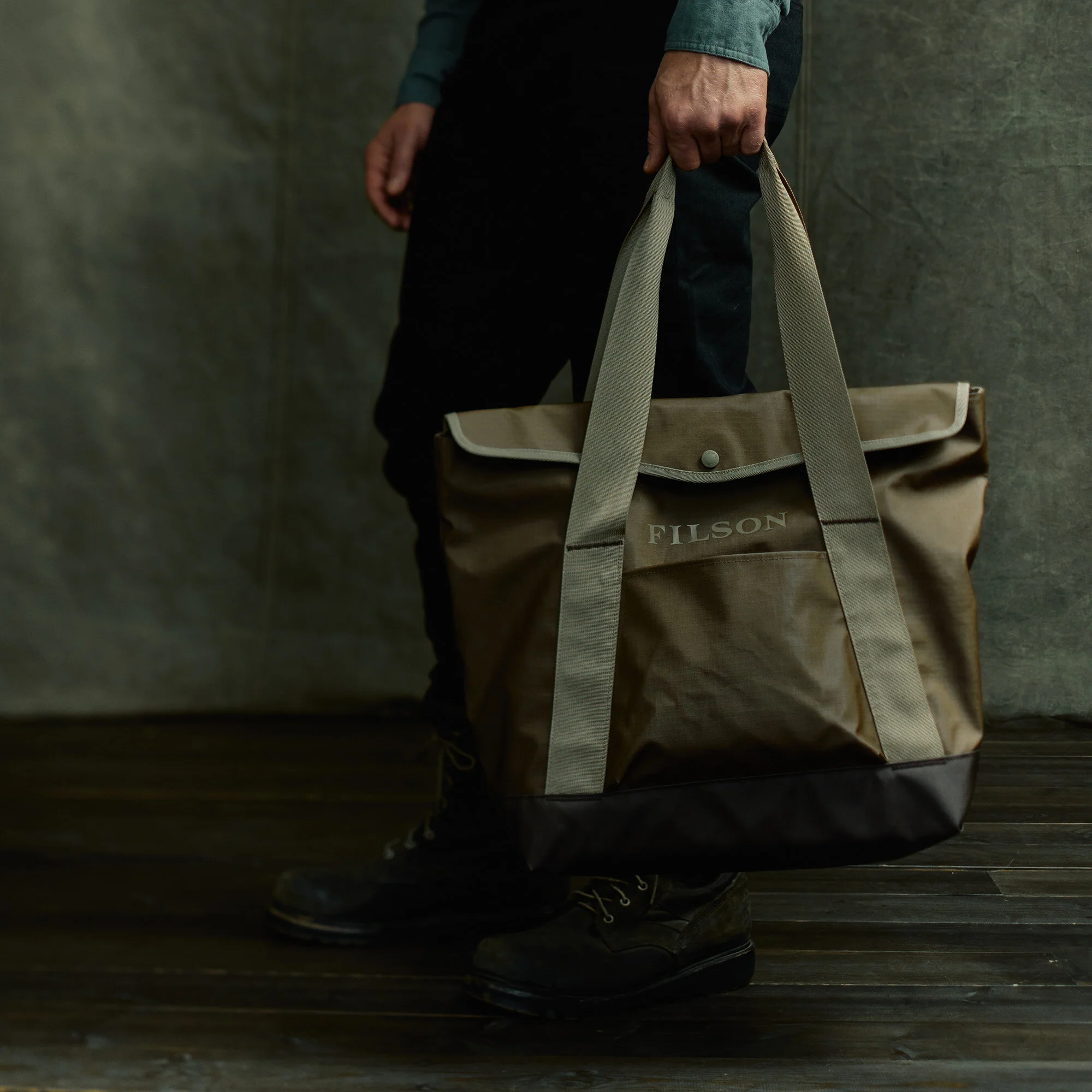 ALL-WEATHER TOTE BAG - Image 6