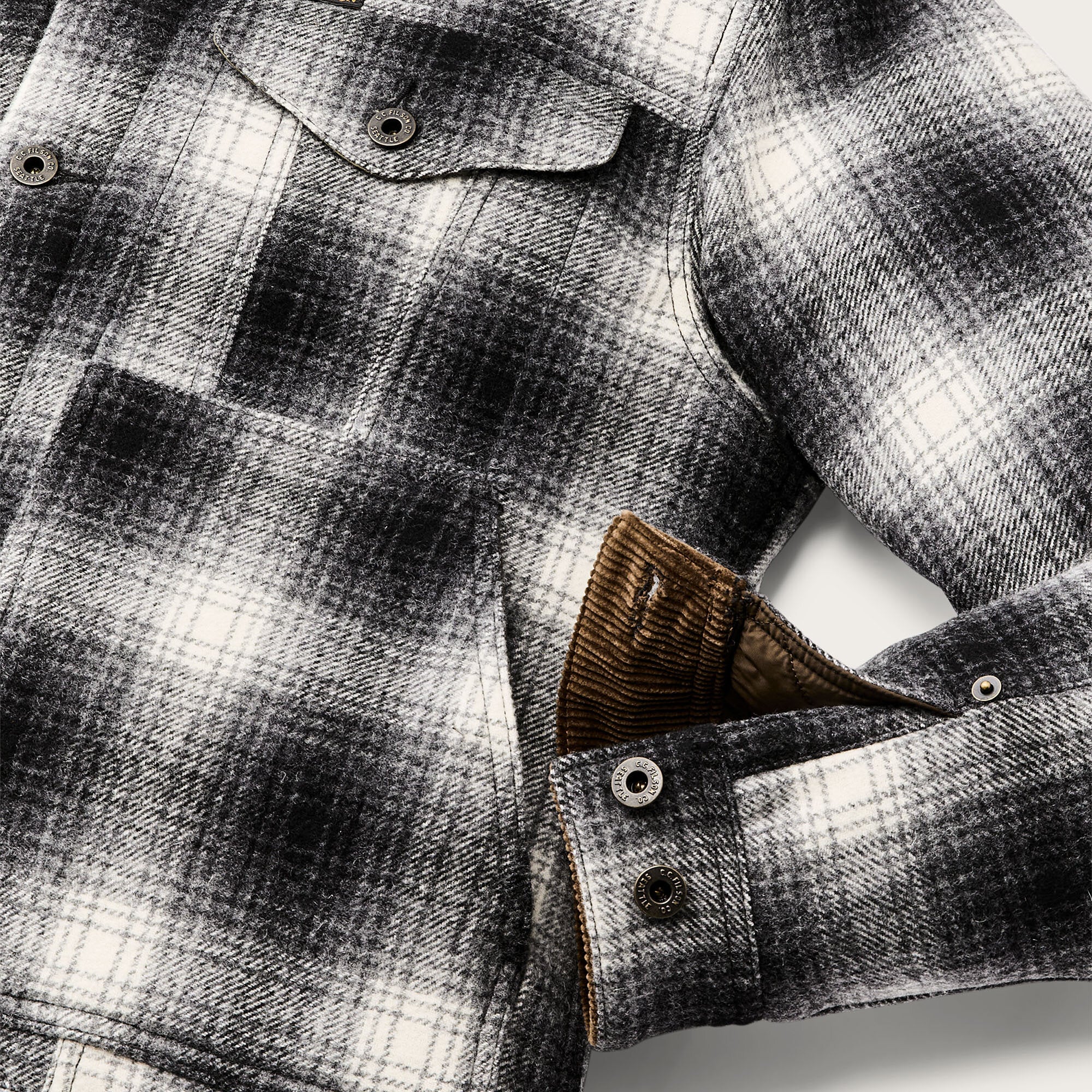 SPOKANE INSULATED SHORT CRUISER JACKET - Image 4