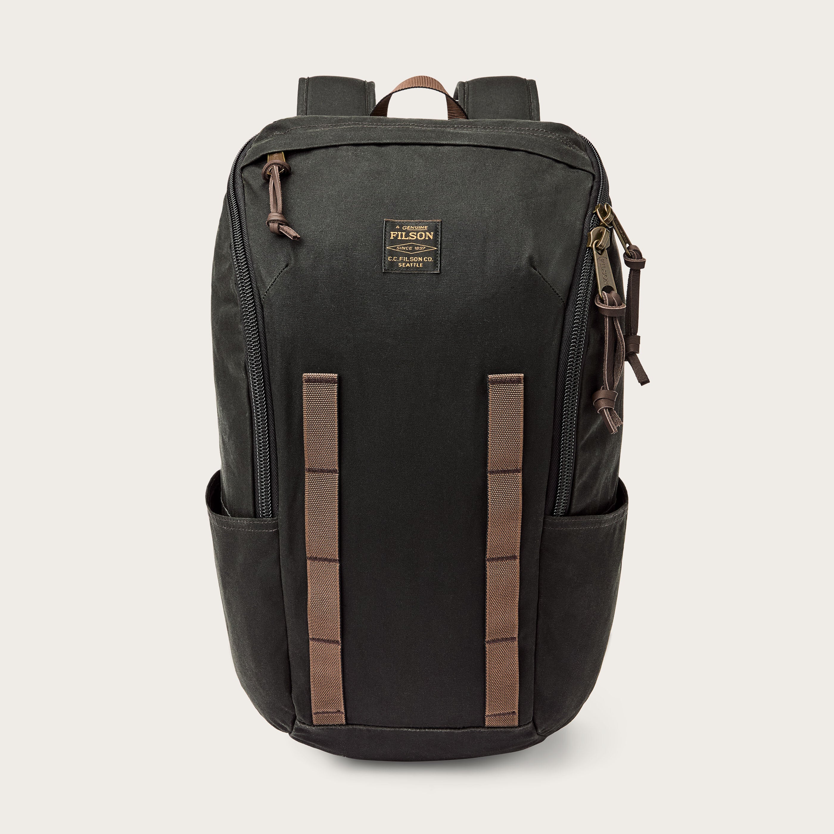TRAPPER CREEK 28L BACKPACK