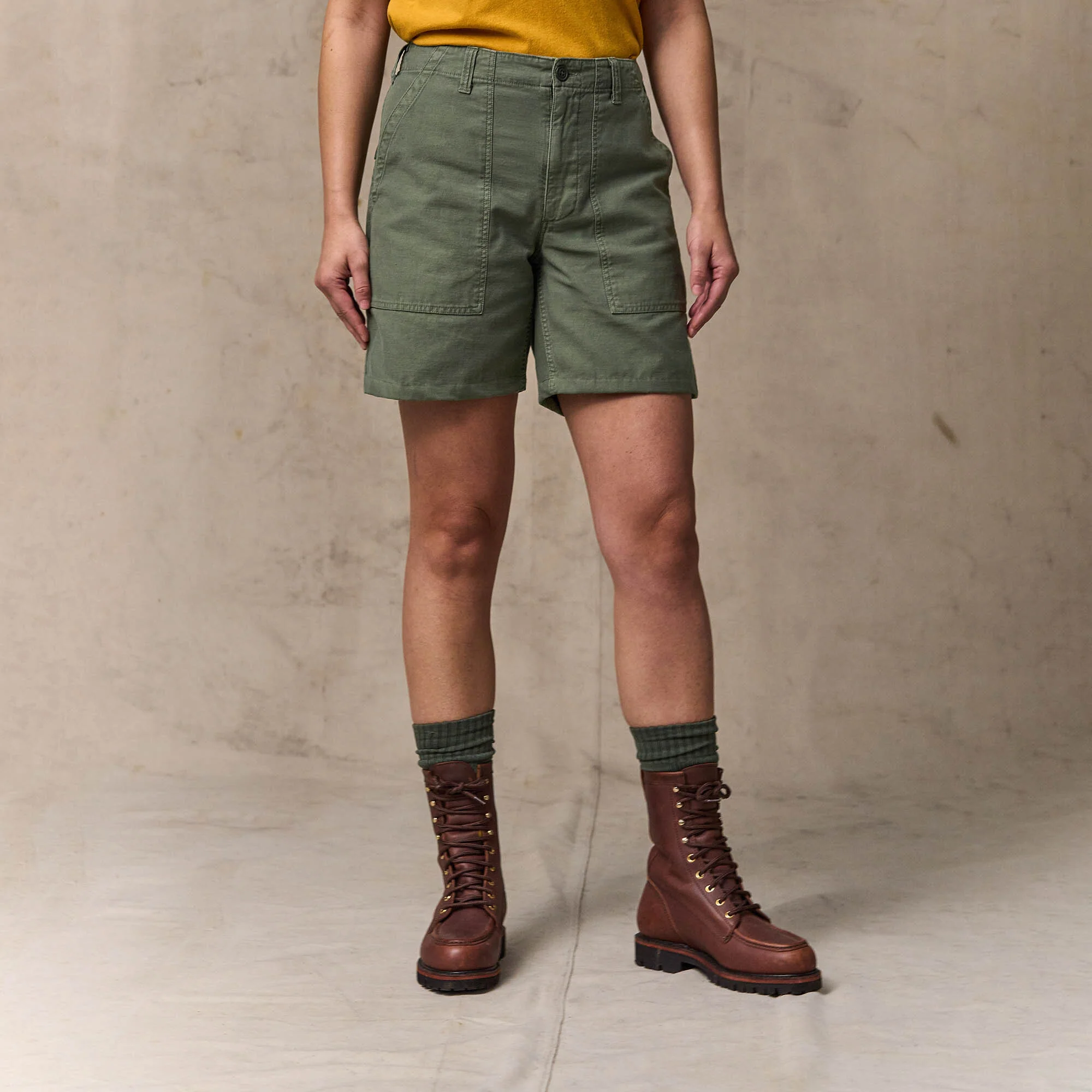 WOMEN'S REVERSE SATEEN SUPPLY SHORTS - Image 4