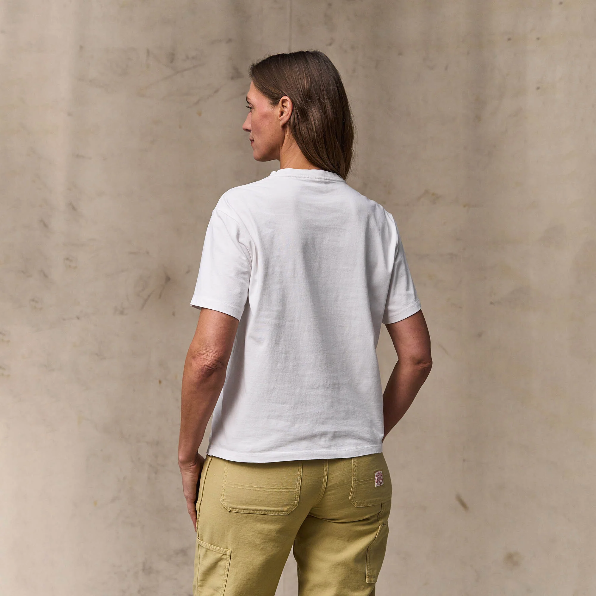 WOMEN'S SHORT SLEEVE POCKET TEE - Image 4